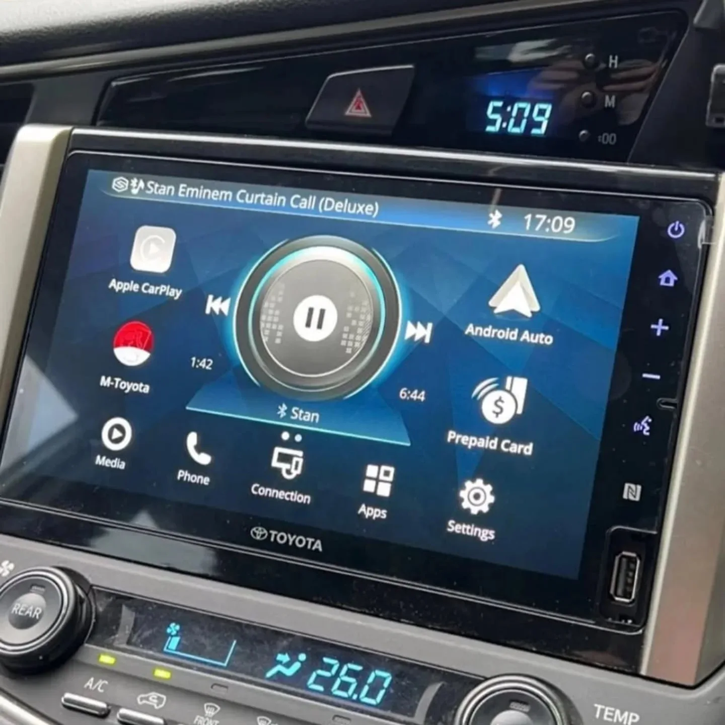 HEAD UNIT ORIGINAL FORTUNER GR Ori thumbnail 3