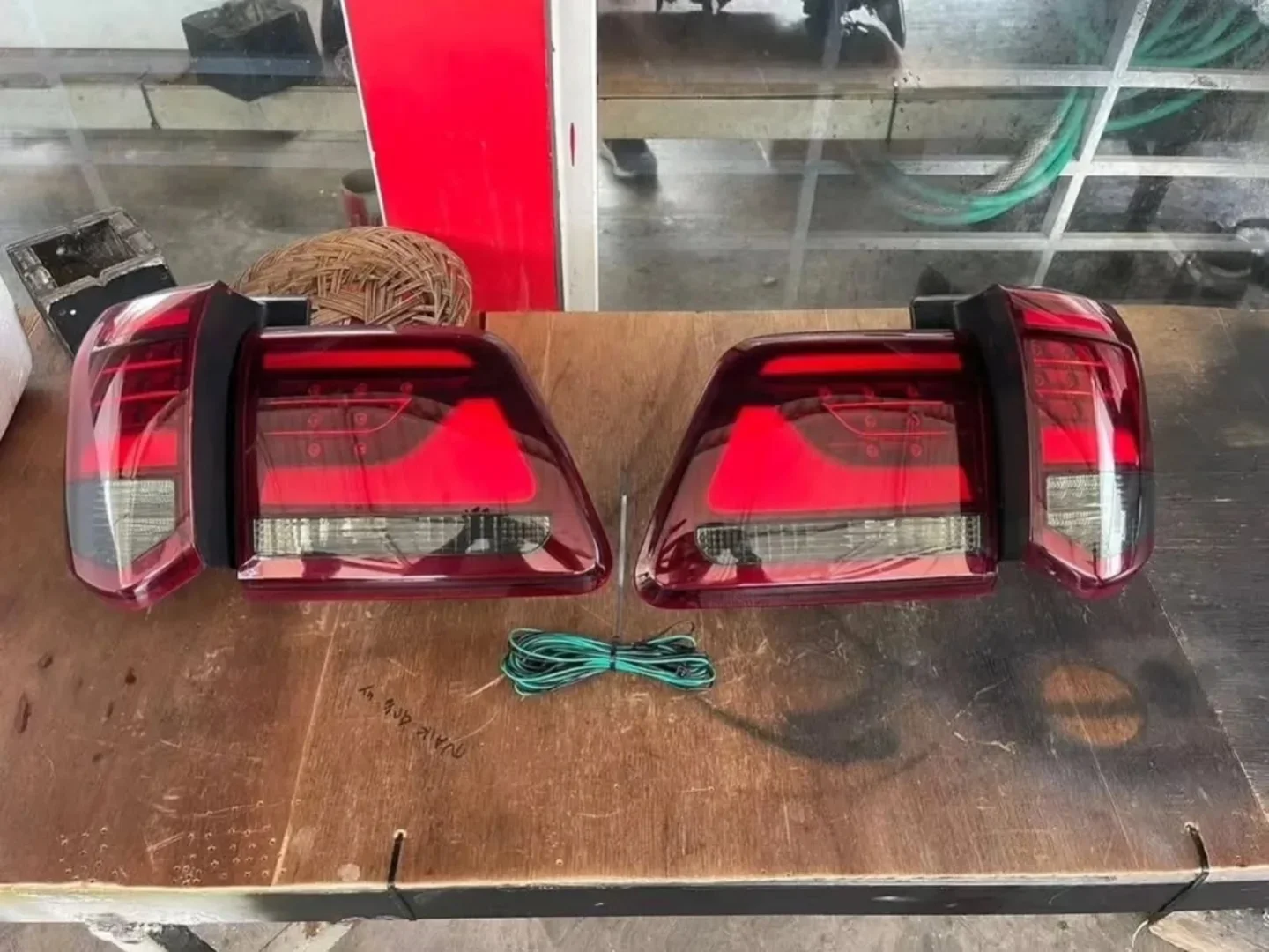 Stoplamp LC Style PnP Fortuner VNT